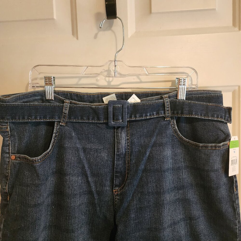 Wide leg jeans with belt, sz18, NWT